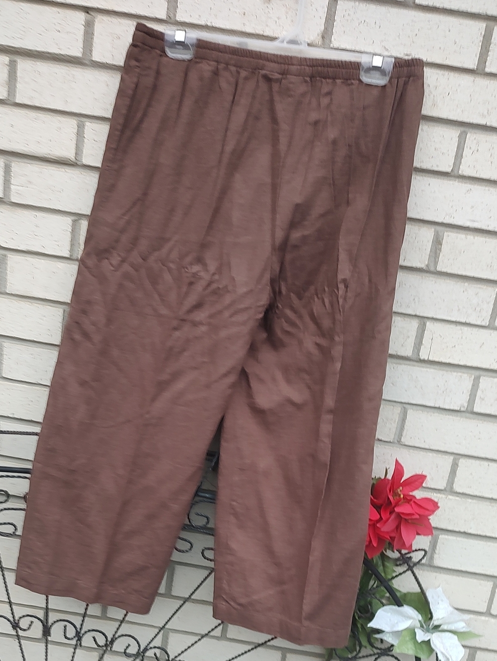 Kim Rogers//Capri Pants - Picture 5 of 8